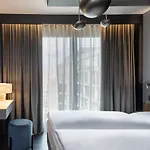 Amano East Side Hotel 4*