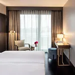 Amano East Side Hotel 4*