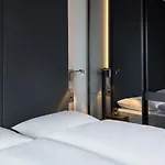 Amano East Side Hotel 4*