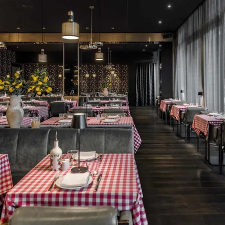 Hotel Amano East Side