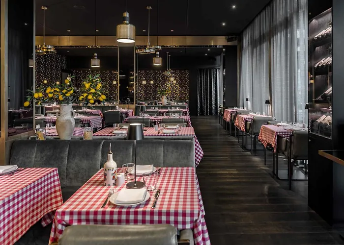 מלון Amano East Side