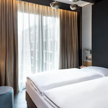 Amano East Side 4*
