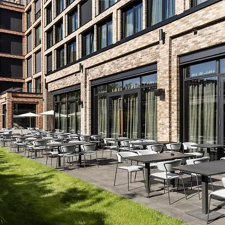 Amano East Side ברלין