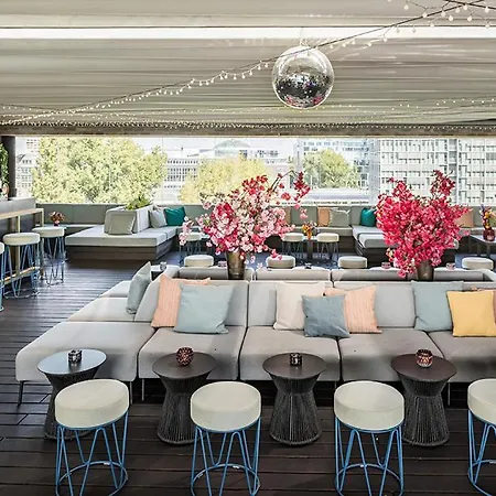 호텔 Amano East Side