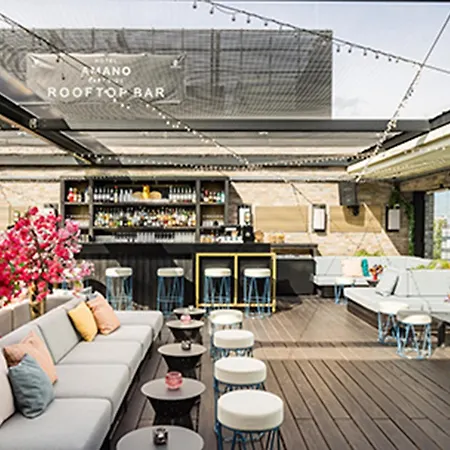 Amano East Side 호텔